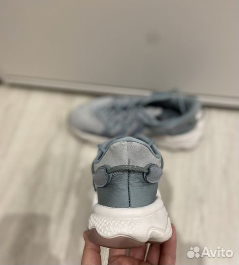 Кроссовки adidas ozweego