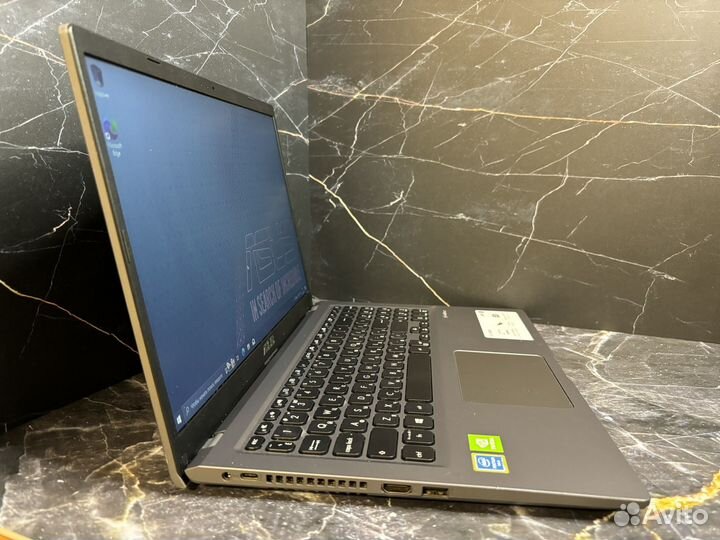 Мощный asus на m.2 ssd с 2 видеокартами