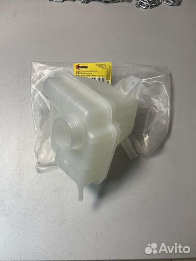 Расширительный бачок Nissan Qashqai 21721JD00B