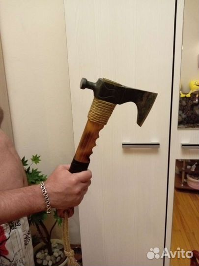 Топор кованный