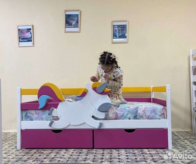 Грузовик, единорог не обычная кровать из дерева