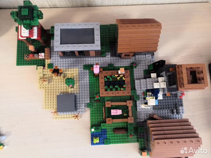Конструктор деревня майнкрафт бу