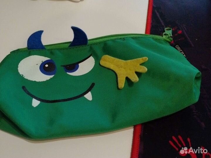 Пенал школьный для мальчика и для девочки