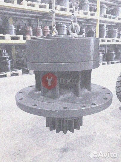 Поворотный редуктор Hyundai R200W-7 31N6-10150