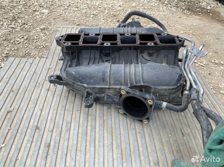 Infiniti G35 коллектор впускной