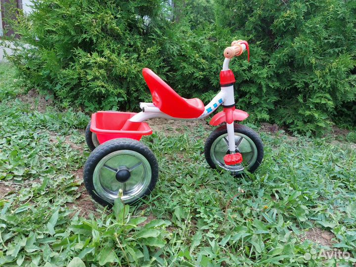 Детский трехколесный велосипед б/у