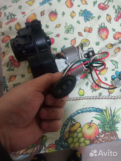 Запчасти. Двигатель. К мясорубке Scarlett