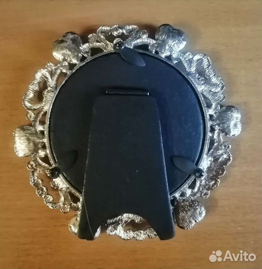 Фоторамка 8х8см. (металлическая)