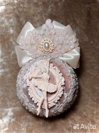 Новогодние шары ручной работы