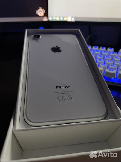 iPhone Xr, 64 ГБ