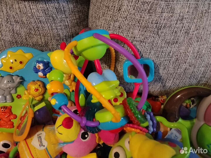 Развивающие игрушки пакетом