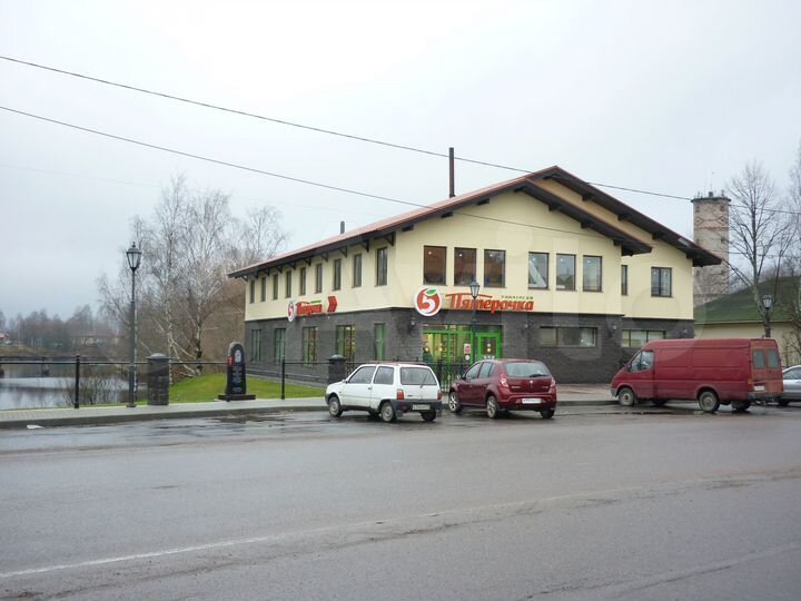 Торговая площадь в центре Олонца, 409 м²
