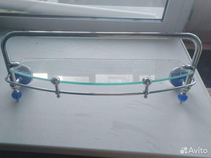 Полочка для ванной комнаты