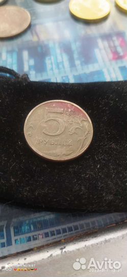 Продам монету