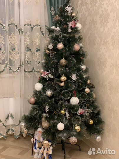 Елка искусственная