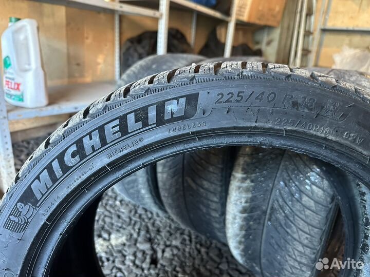 Michelin Pilot Alpin 5 225/40 R18