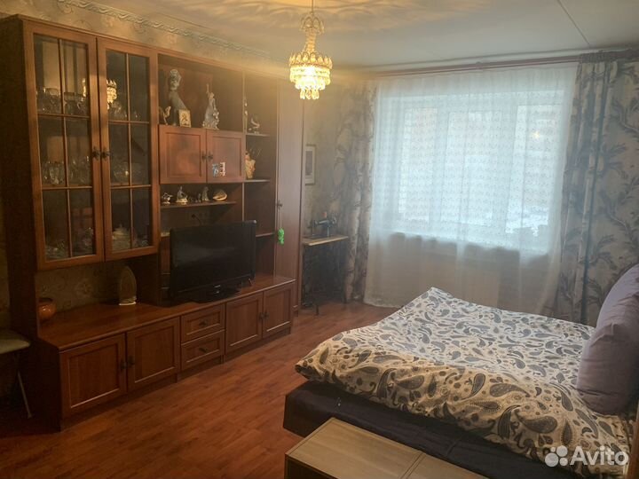 Продам стенку бу
