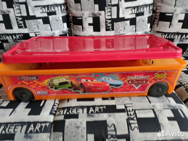 Ящик для игрушек на колесах