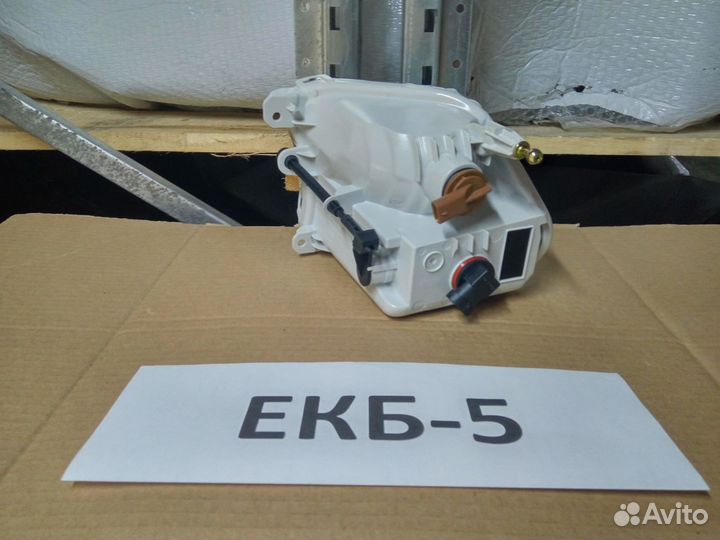 Фара птф Ford Kuga 2 цбс 2012