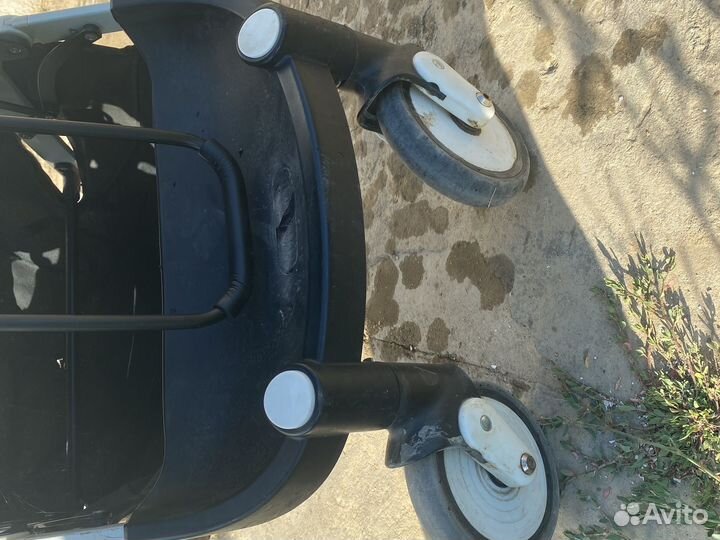 Прогулочная коляска yoya plus