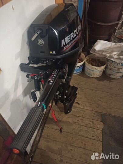 4х-тактный лодочный мотор Mercury 9.9M