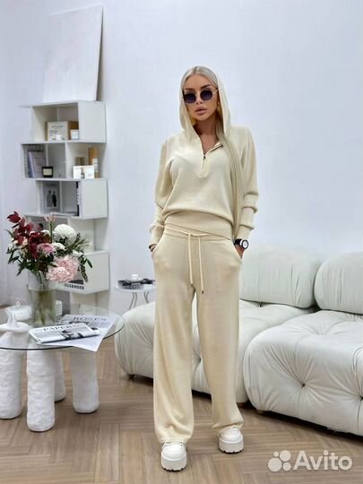 Кашемировый костюм Loro Piana S.M.L