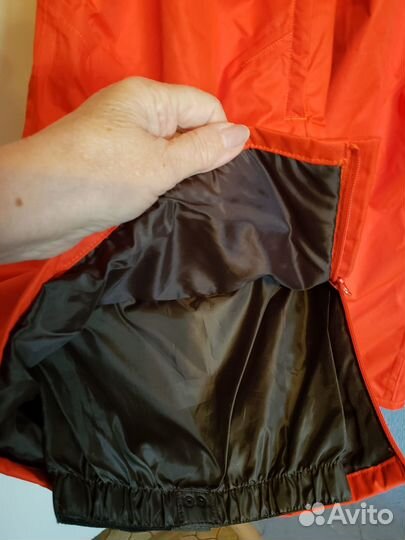 Костюм горнолыжный женский. Новый