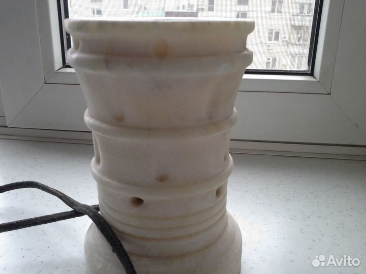 Светильник мраморный из зала кинотеатра 60-70х