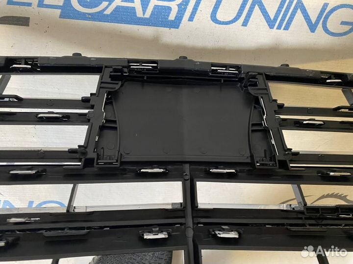 Решетка радиатора mercedes s221 w221 AMG