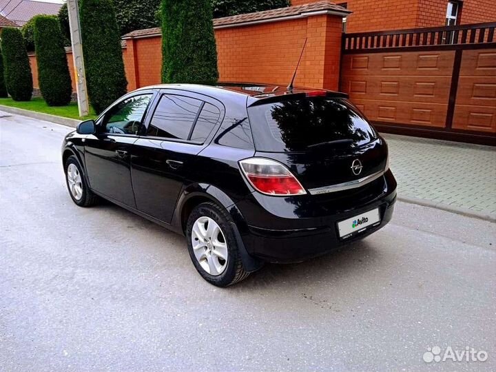 Opel Astra 1.8 AT, 2014, 83 800 км