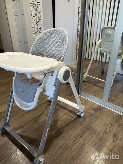 Стульчик для кормления happy baby
