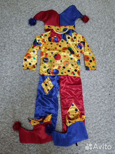 Карнавальный костюм петрушки