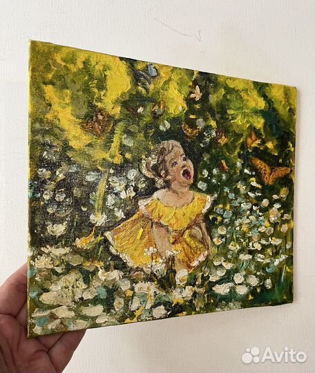 Картина маслом Ребенок на цветущем поле