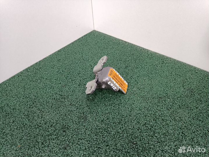 Петля задней левой двери верхняя Renault Fluence