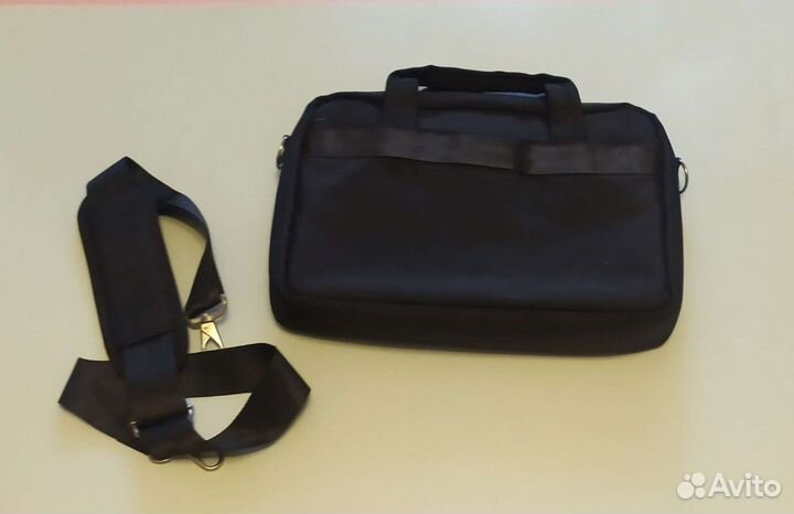 Сумка для планшета нетбука черная