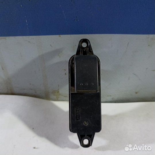 Кнопка стеклоподъемника задняя левая Mazda Cx-7 ER