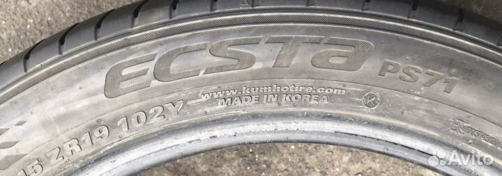 Kumho Ecsta PS71 245/45 R19