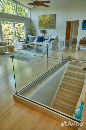Перила для лестниц из стекла