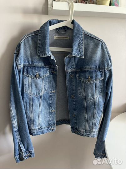 Джинсовая куртка