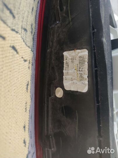 Фонарь задний правый внутренний vw jetta6