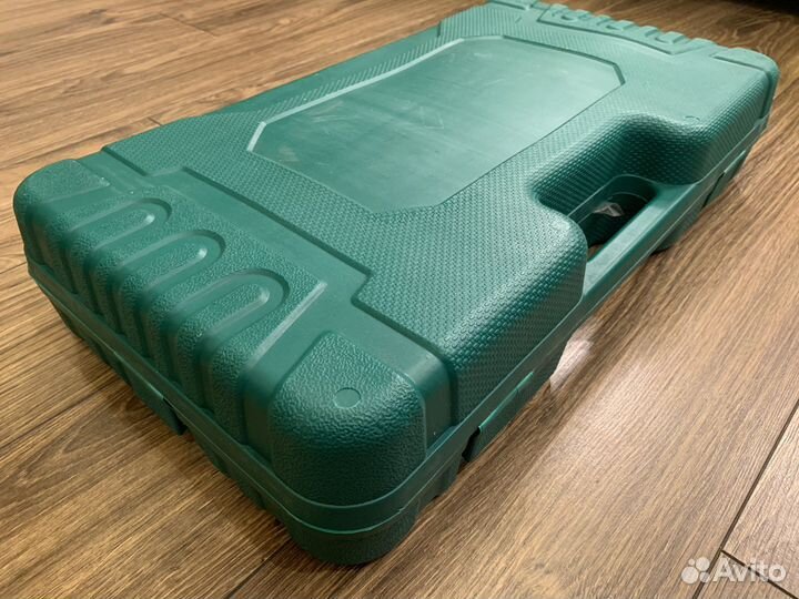 Автомобильный набор инструментов (грузовой)