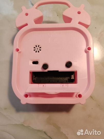 Будильник розовый