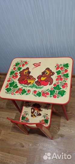 Детский стол и стулчик