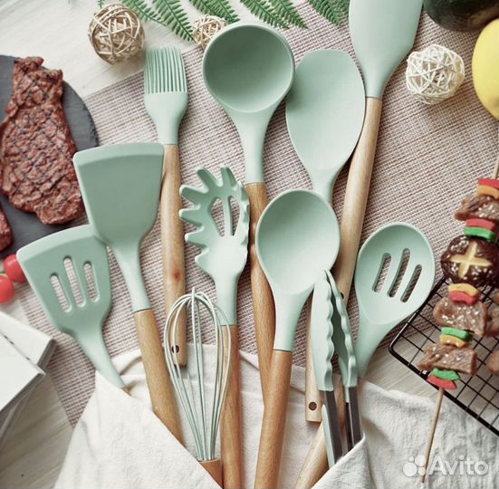 Набор кухонных принадлежностей новый лопатки