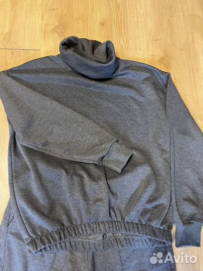 Спортивный костюм Фаберлик на 46-48 новый