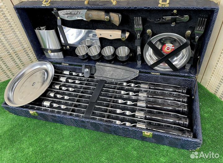 Шашлычный набор с шампурами, подарок мужчине