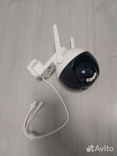 Камера видеонаблюдения купольная