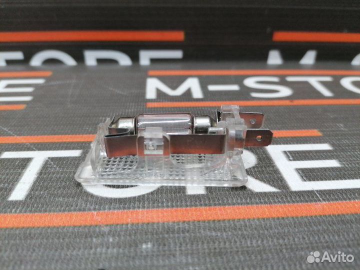 Плафон освещения Mercedes-Benz E-Class W210