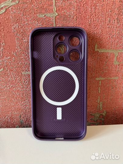 Чехол на iPhone 14 pro