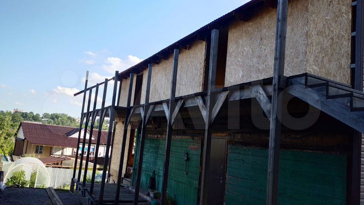 Дом 160 м² на участке 6 сот.